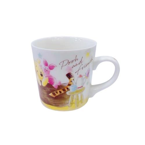 (限量)(日貨)DISNEY迪士尼 水彩畫系列 馬克杯/陶瓷杯/杯子/茶杯/水杯-維尼POOH(尺寸:約7.7x8x6.2cm)(不包含把手)
