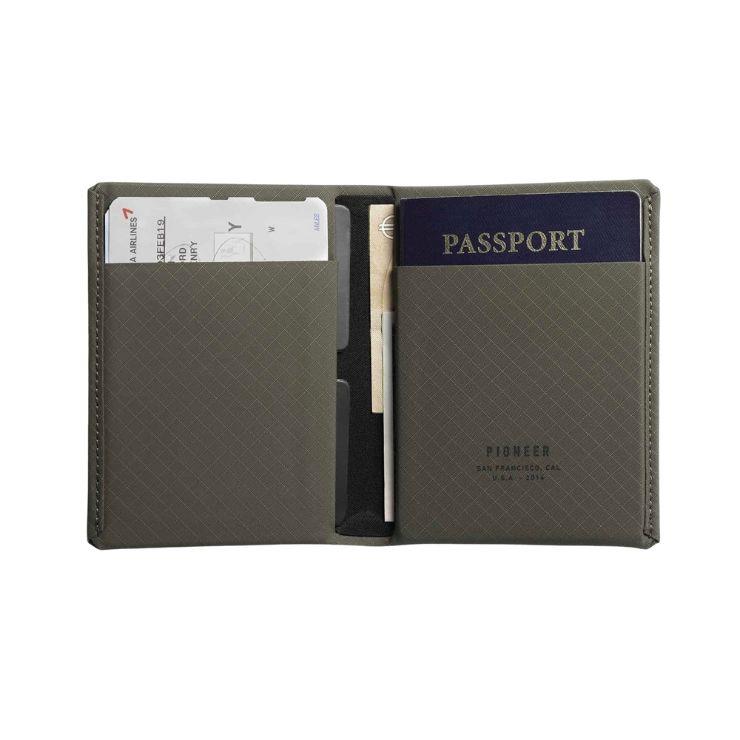 passport wallet