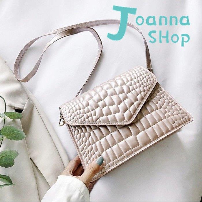 一眼貴氣亮百搭逛街斜背包1-Joanna Shop