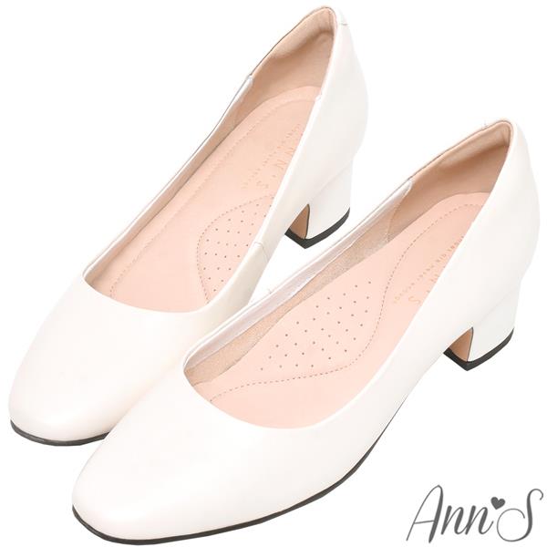 🍎任一雙現折$618🍎Ann’S素面通勤鞋-小羊皮全真皮杏仁楦粗跟包鞋-4cm-米白