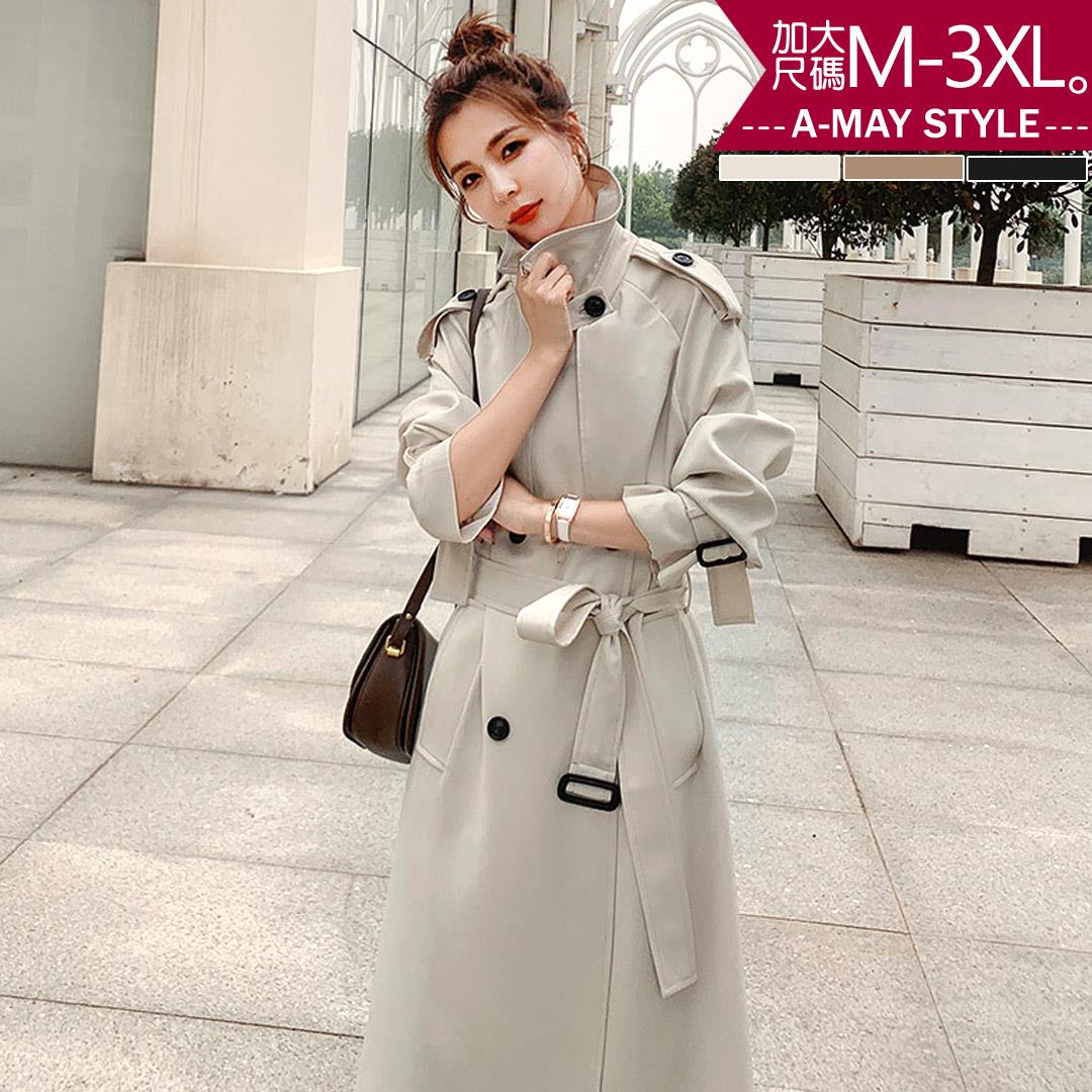 加大碼外套-長版簡約英倫風過膝扣帶風衣(M-3XL)【XHI117285】＊艾美時尚(現 預)