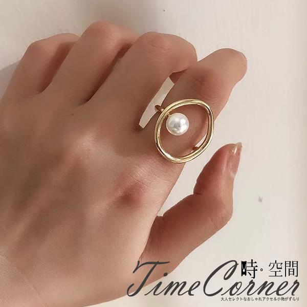 【時空間】簡約鏤空線條圓環珍珠造型戒指(單一款式)