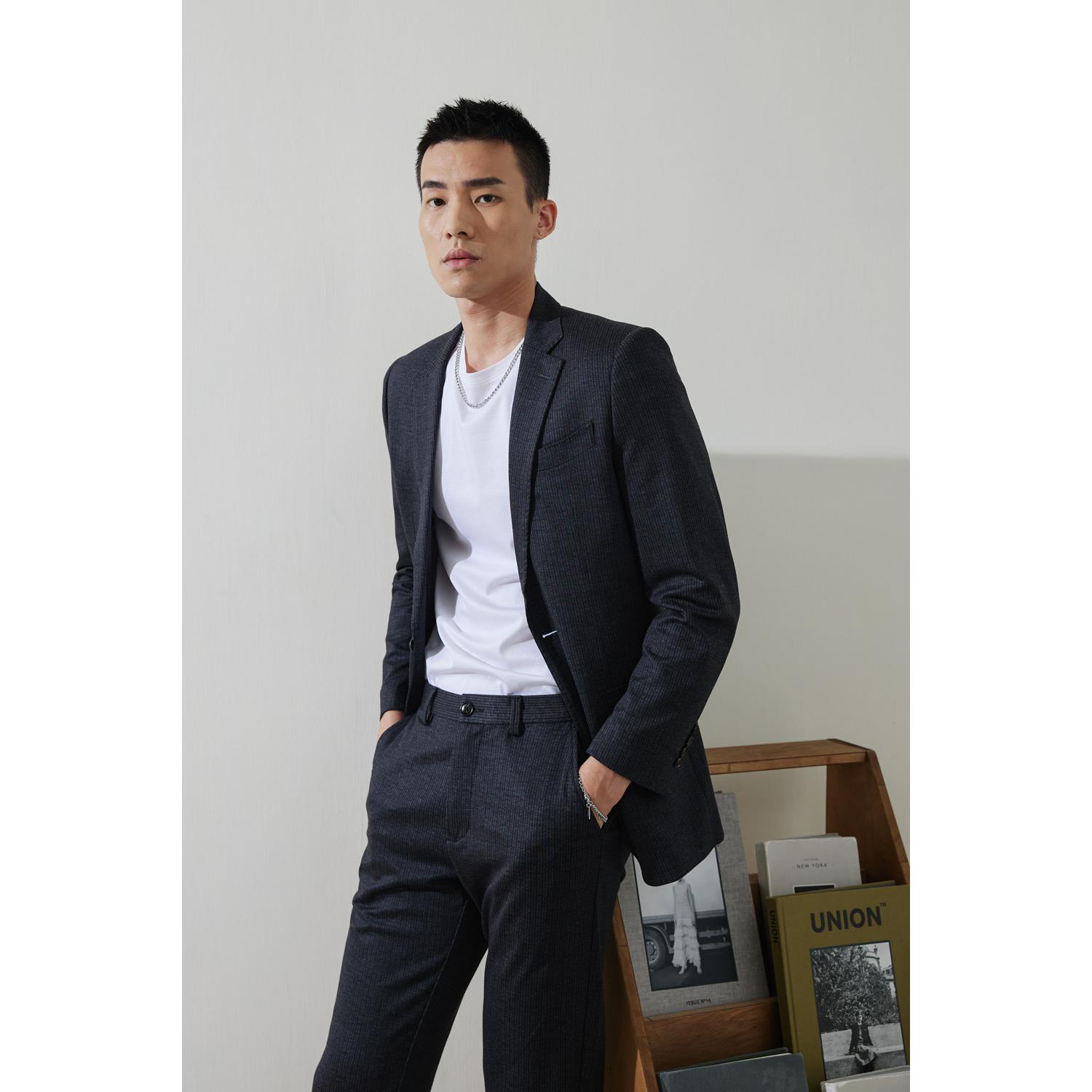 SST&C 深灰條紋針織休閒西裝外套 | 0612210001 (outlet)