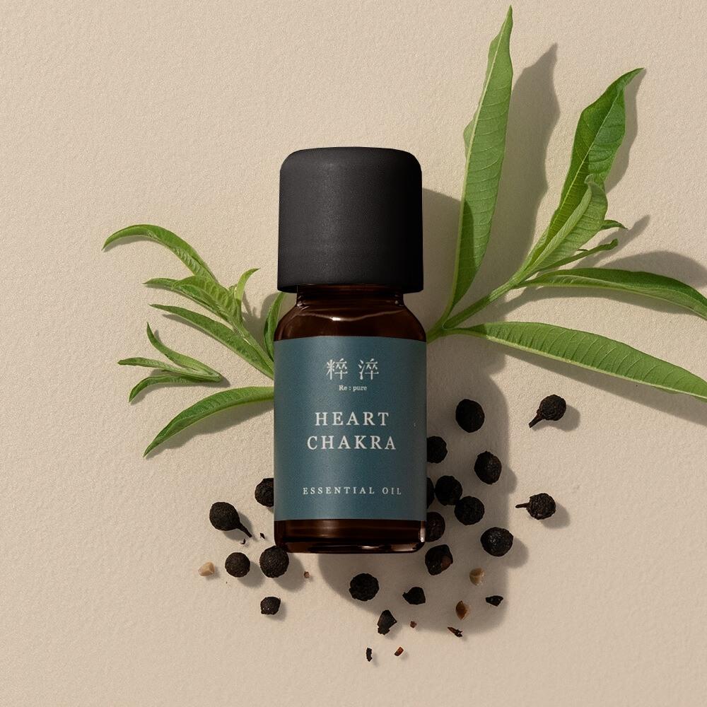 【愛】舒心香氣 七脈輪心輪複方精油10ml(黑蓋包裝)|給你疏通解胸悶