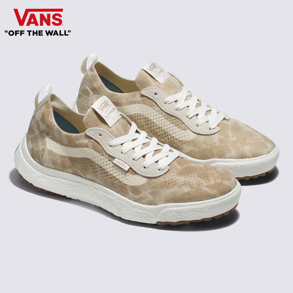 Vans UltraRange VR3 男女款棕色滑板鞋