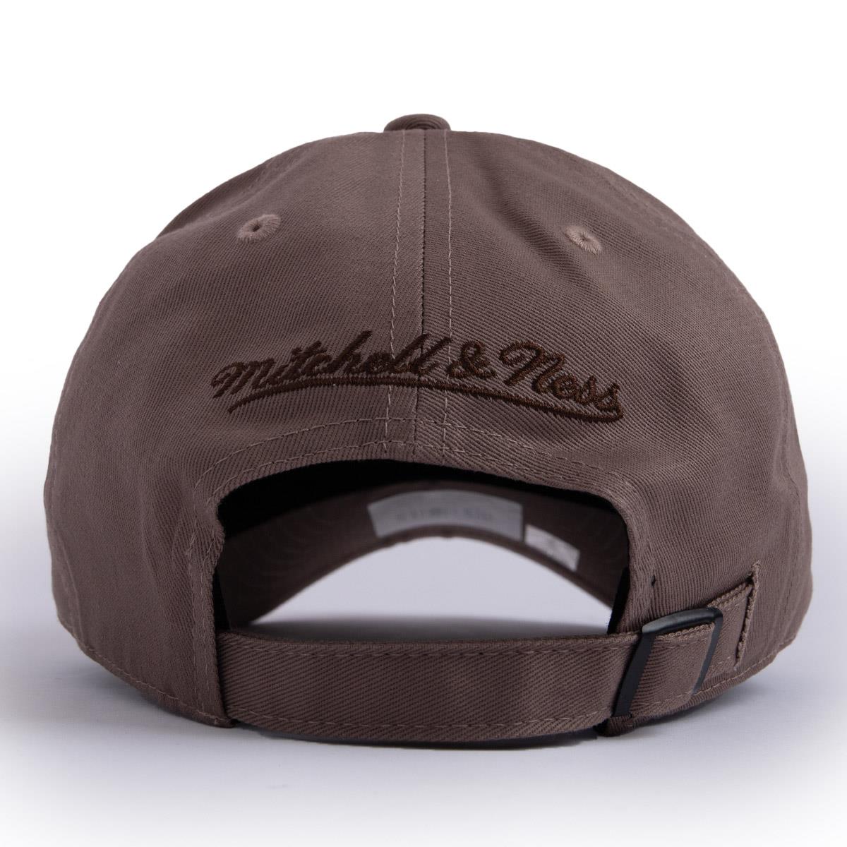 Mitchell & Ness Hawks Terra Strapback Hat