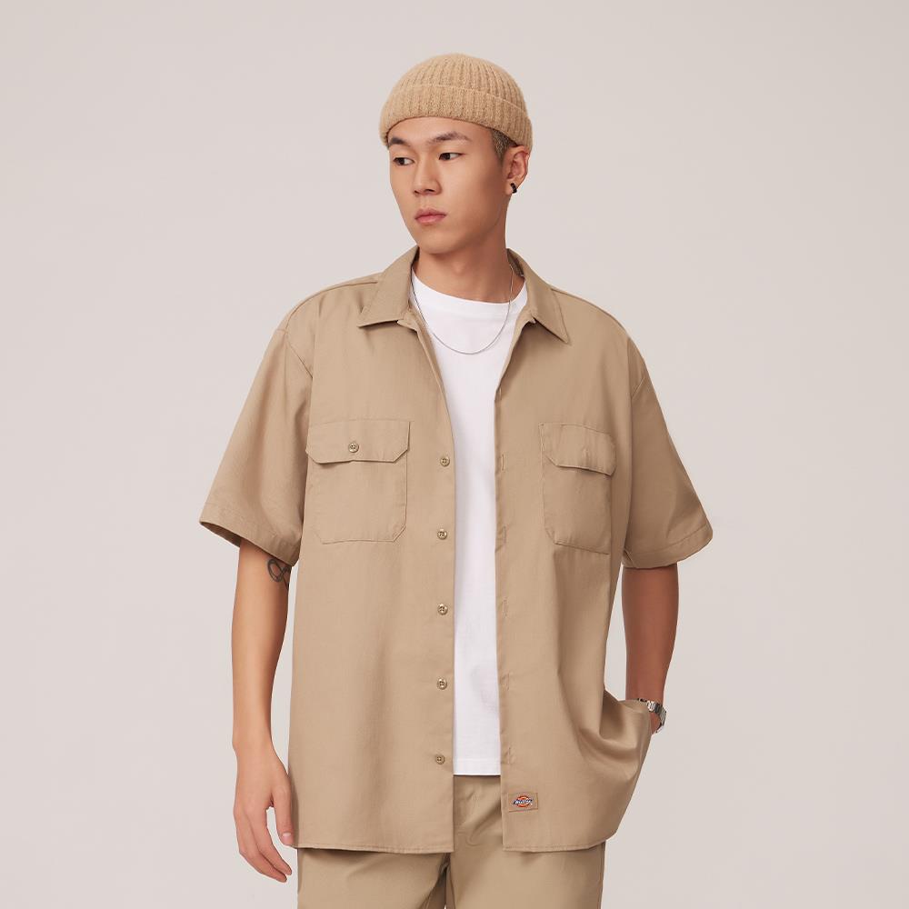 Dickies男款沙色1574雙口袋經典短袖工裝襯衫|DK011766CH1