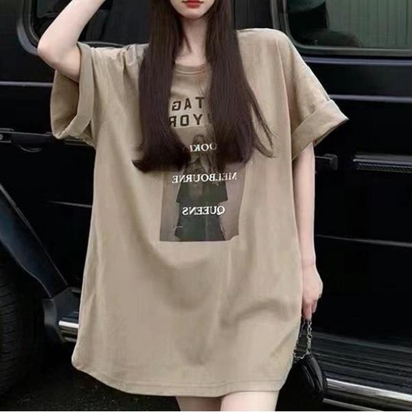 M-4XL韓版美式休閒風相印女孩印花大碼女裝短袖T恤 寬鬆遮肚顯瘦上衣(3色)-凱西娃娃