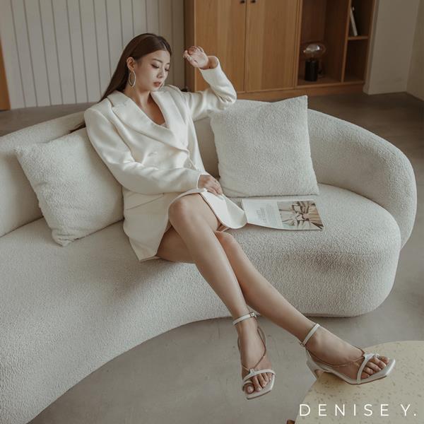 💐母親節限定專區最高7折💐ANNSTAR DENISE聯名-性感金鍊條繫帶扁跟粗跟涼鞋6cm-白