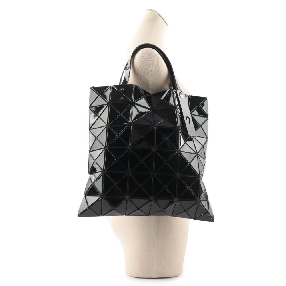 ISSEY MIYAKE 三宅一生BAOBAO 亮面方格4x4手提/肩背包-黑色