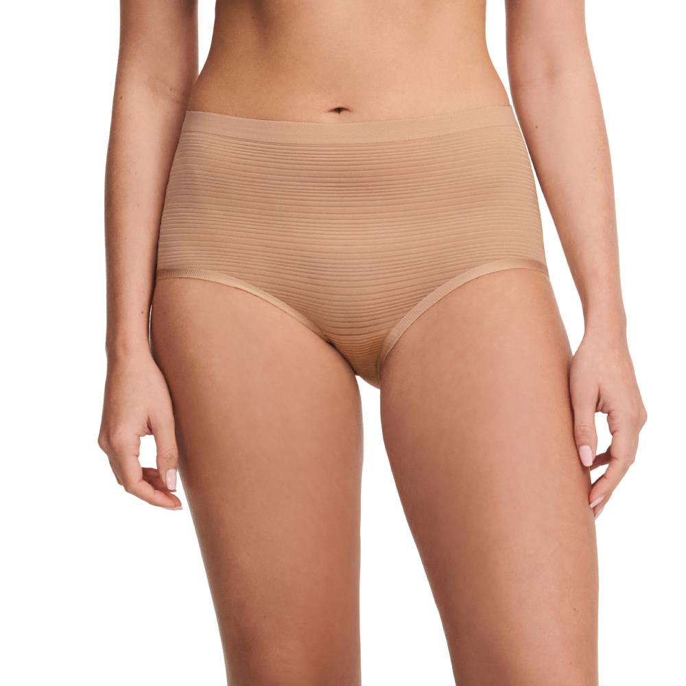 【Chantelle Lab】透氣涼感無痕高腰內褲>絲光膚(20D70_00Q)【Soft Stretch Stripes】