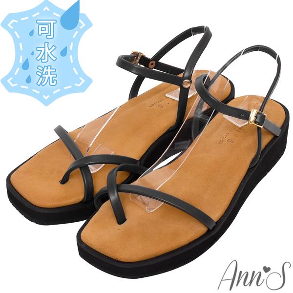 🍀兩雙現折$699🍀Ann’S水洗牛皮-3.5cm小心機厚底！「交叉套指顯瘦V口」方頭涼鞋-黑