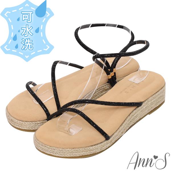 ☀️涼鞋專區滿千折百☀️Ann’S 水洗牛皮-3cm小心機厚底！「訂製水鑽美型弧線細帶」草編圓頭涼鞋-黑