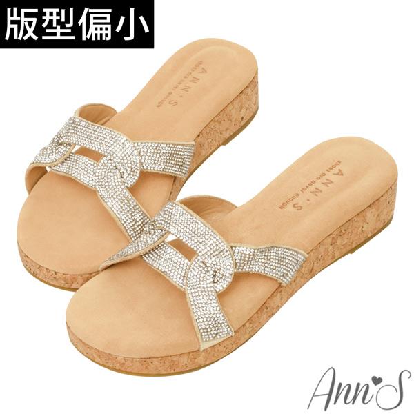 🍎任一雙現折$618🍎Ann’S 水洗牛皮-3cm小心機厚底！「名媛閃耀鑽面女人味線條」軟木圓頭涼鞋-白鑽(版型偏小)