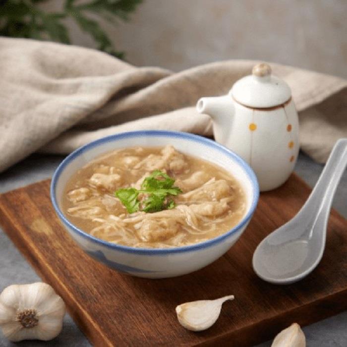 【冷凍店取-呷七碗】蒜味肉羹(５５０±１５公克（固形物１１０公克）)(效期至2025/08/21)