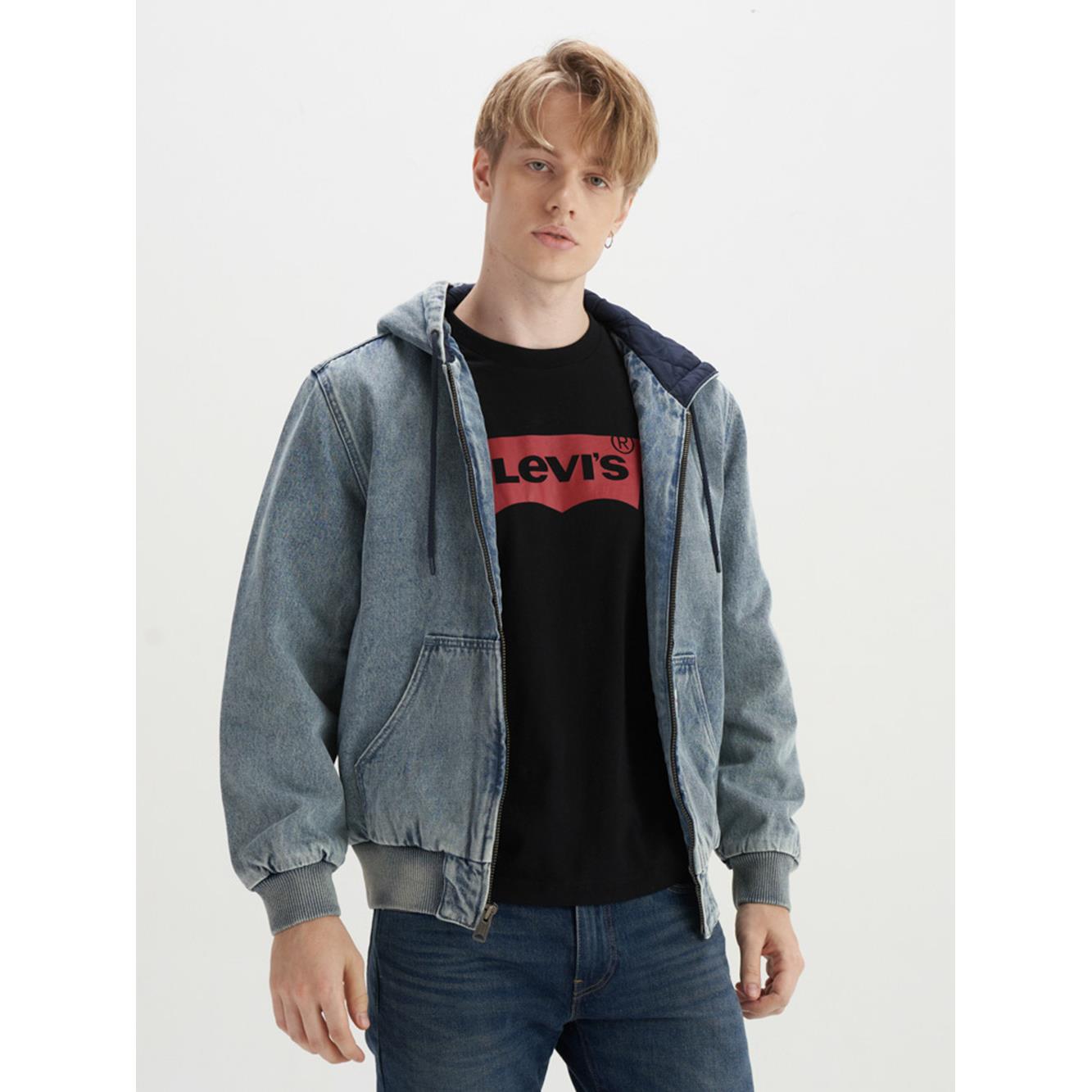Levis 男款 寬鬆版牛仔鋪棉連帽外套 / 精工中藍染石洗 熱賣單品