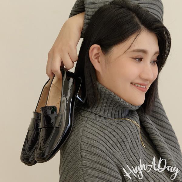 🍎任一雙現折$618🍎ANNSTAR High a day聯名-慵懶四季牛皮全真皮軟芯樂福鞋3cm-漆皮黑(版型偏小)
