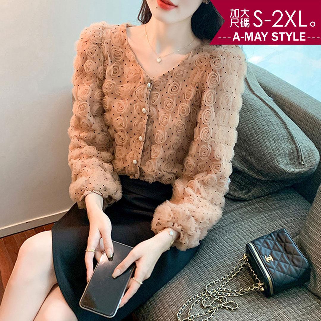 加大碼上衣-法式優雅立體花卉V領襯衫(S-2XL)【XCM647552】＊艾美時尚(現 預)