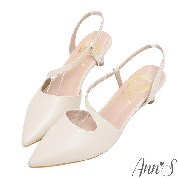Ann’S高訂綿羊皮-性感腳背曲線後拉帶低跟尖頭鞋5cm-米白