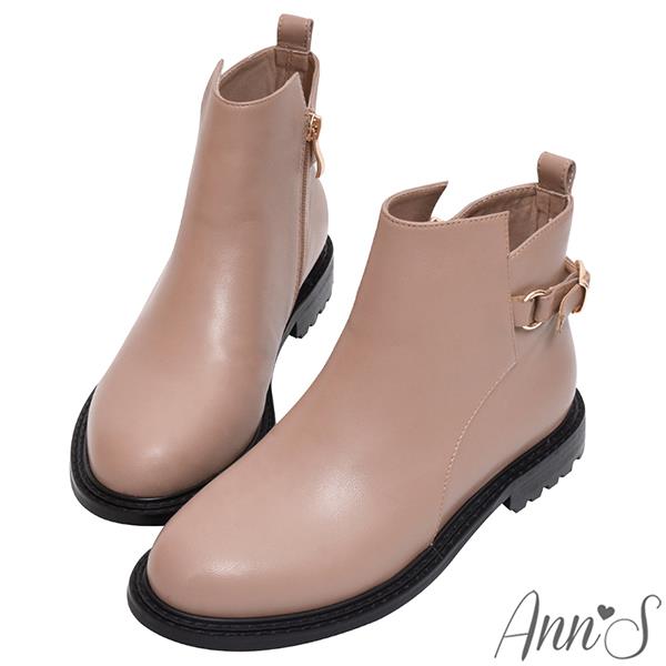 🍎任一雙現折$618🍎Ann’S諾拉-後釦帶挖低顯瘦小羊皮真皮平底短靴3cm-咖