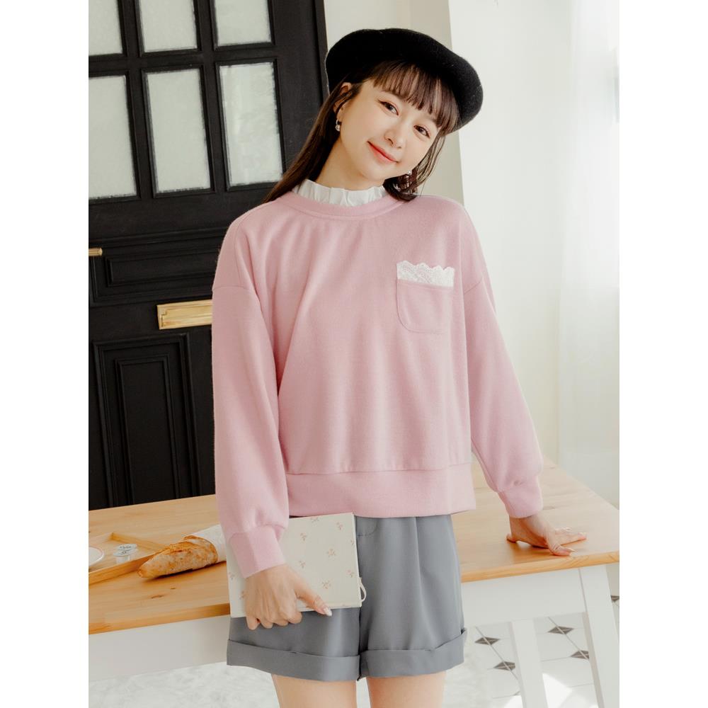 假兩件荷葉領蕾絲拼接大學TEE