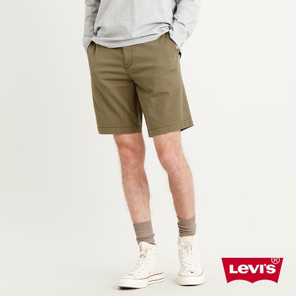 男款 XX CHINO 綠色卡其休閒短褲 熱賣單品