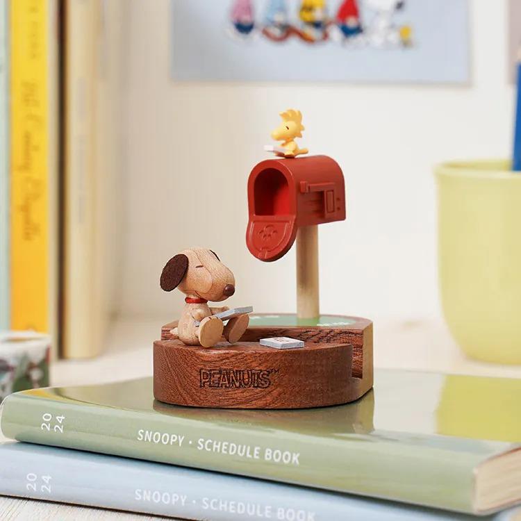 史努比SNOOPY 木質手機座(1284030)-史努比信箱