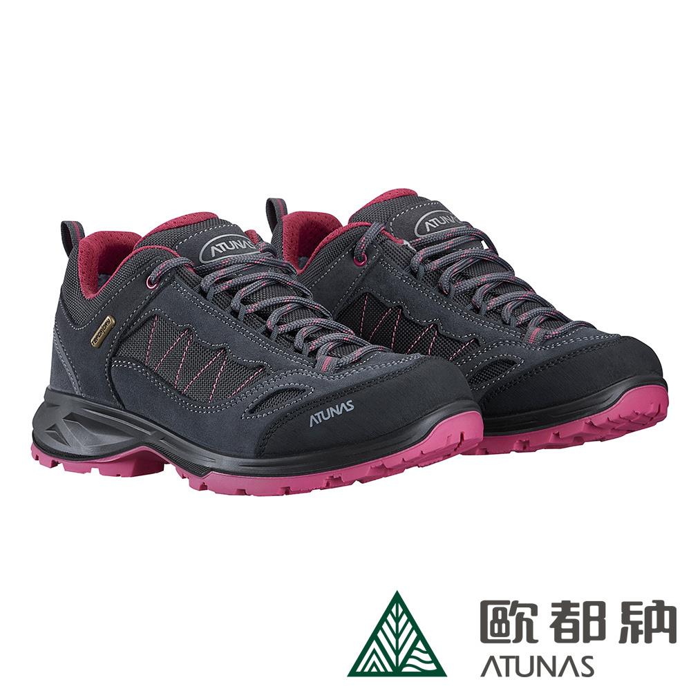 低筒登山健行鞋/防水鞋(A1GCEE15N黑桃紅/防水/透氣/耐磨)