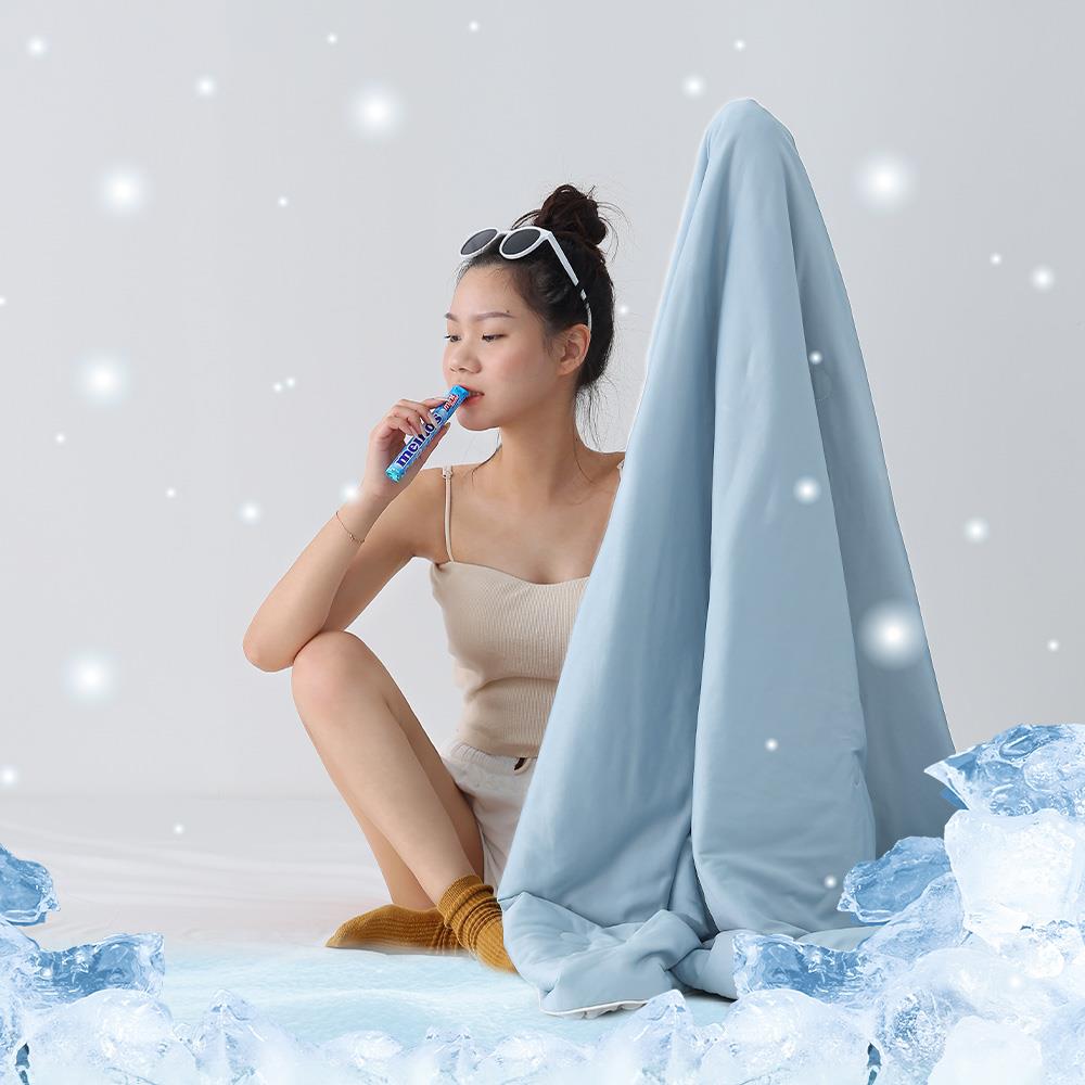 ICE BABY冰寶貝 / 極凍涼感冰寶涼被(150x200cm) / 芝麻海鹽 / HOYACASA