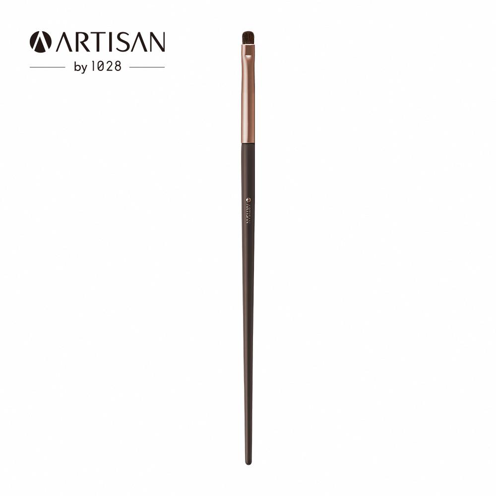 ARTISAN 精細眼影刷 E24 by 1028