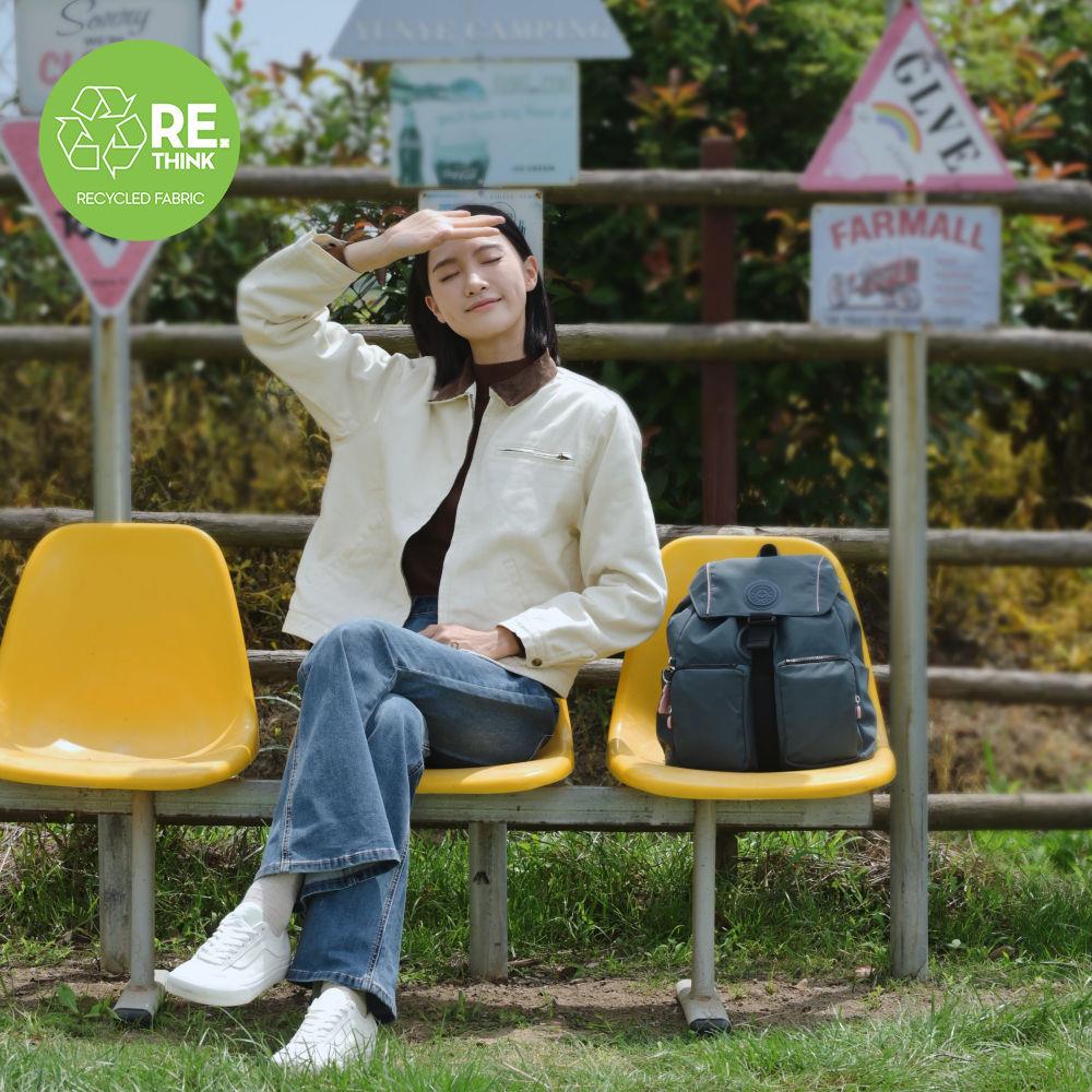 (網路獨家款) 藍粉拼接大容量多袋收納後揹包-ALDINE