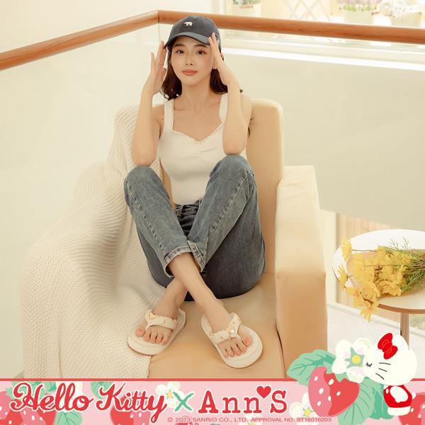 💐母親節限定專區最高7折💐Ann’S X Sanrio三麗鷗 HELLO KITTY聯名 華麗珠寶盒澎澎夾腳厚底涼拖鞋3cm-白