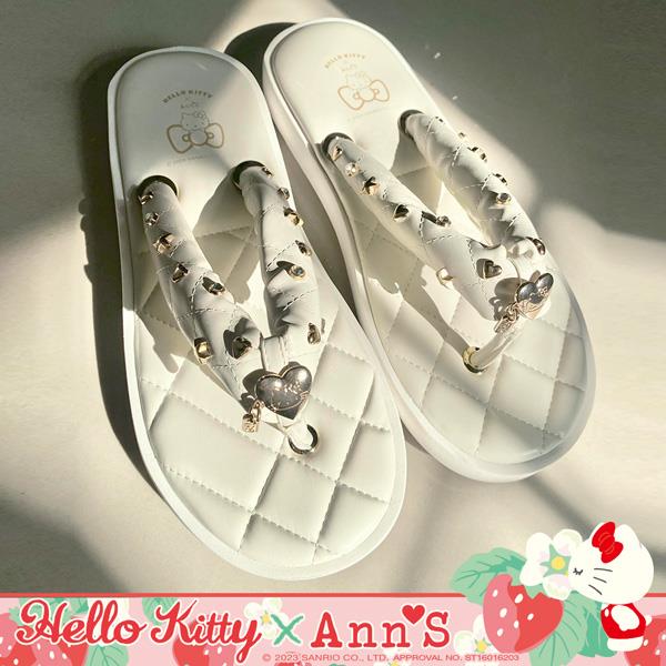 🍎任一雙現折$618🍎Ann’S X Sanrio三麗鷗 HELLO KITTY聯名 華麗珠寶盒澎澎夾腳厚底涼拖鞋3cm-白