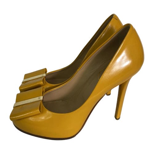 【高雄大立店】Roger Vivier/淺口皮鞋/35/