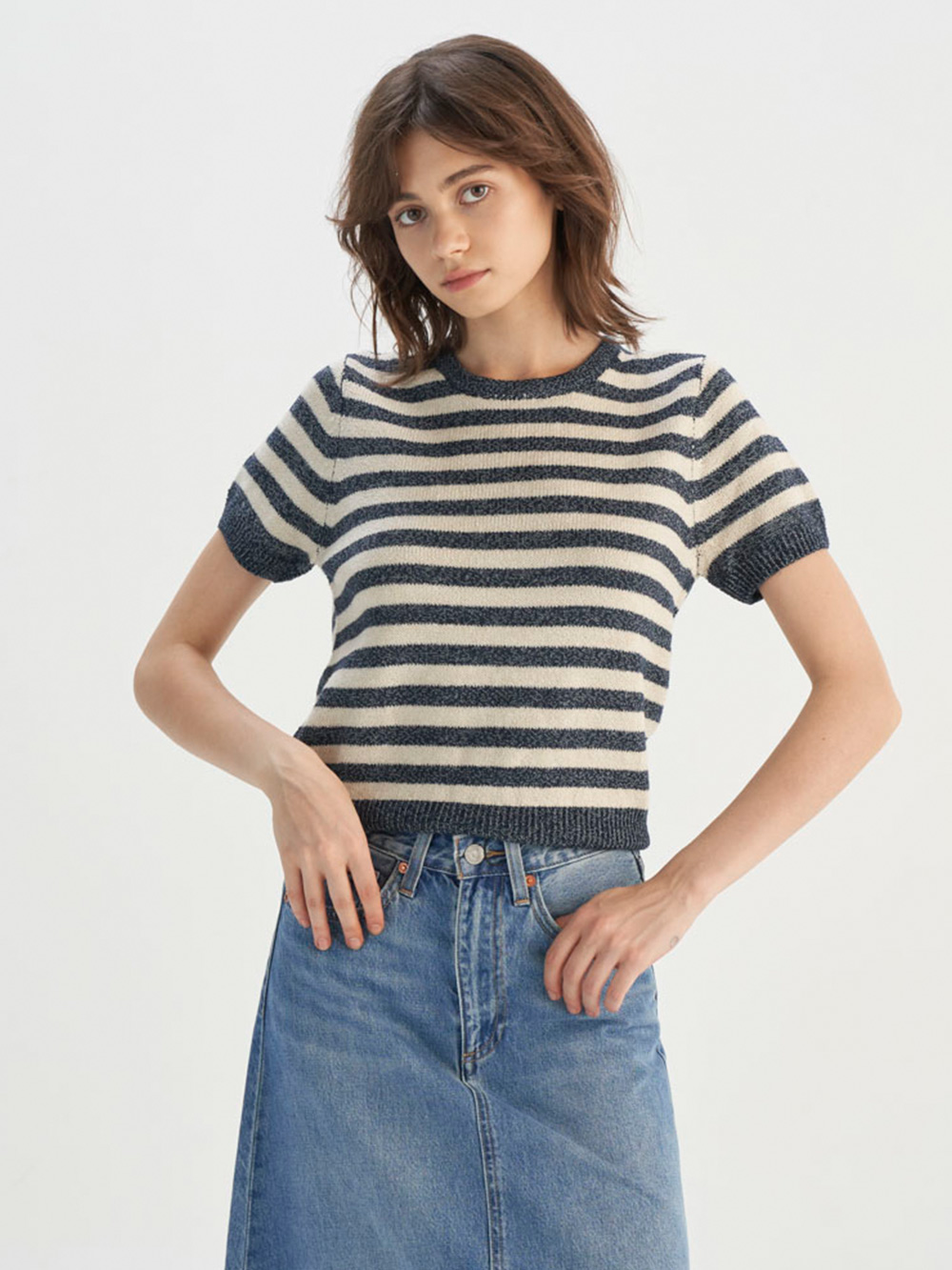 女款 短袖大學Tee / 舒適面料 熱賣單品