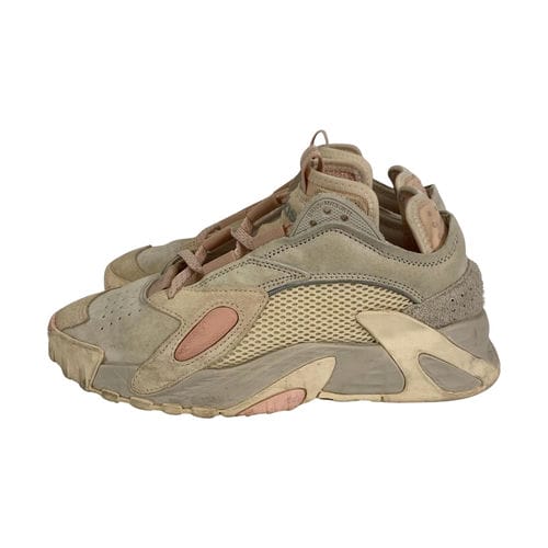 【微風南山店】adidas/低筒運動休閒鞋/23cm/FV4855