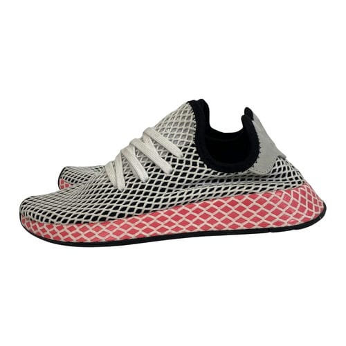 【逢甲福星店】adidas/低筒運動休閒鞋/23.5cm/CQ2909