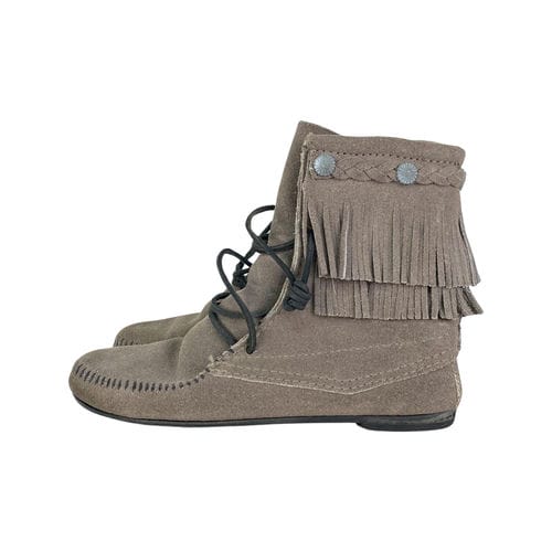 【宜蘭家樂福店】MINNETONKA/靴子/其他/