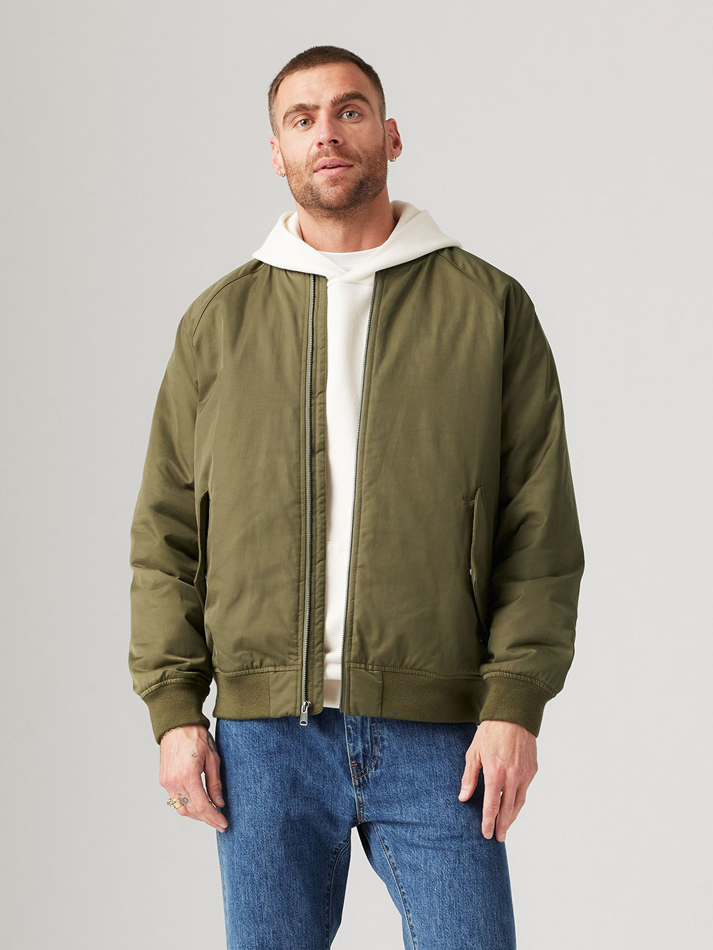 Levi’s® 男款 飛行夾克 熱賣單品_1