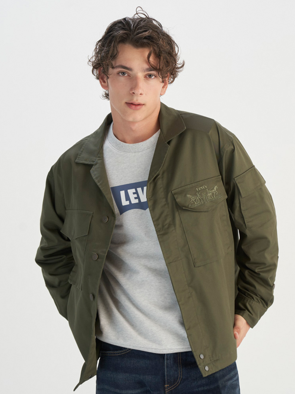 Levi’s® 男款 外套 防風外套 輕便外套 熱賣單品