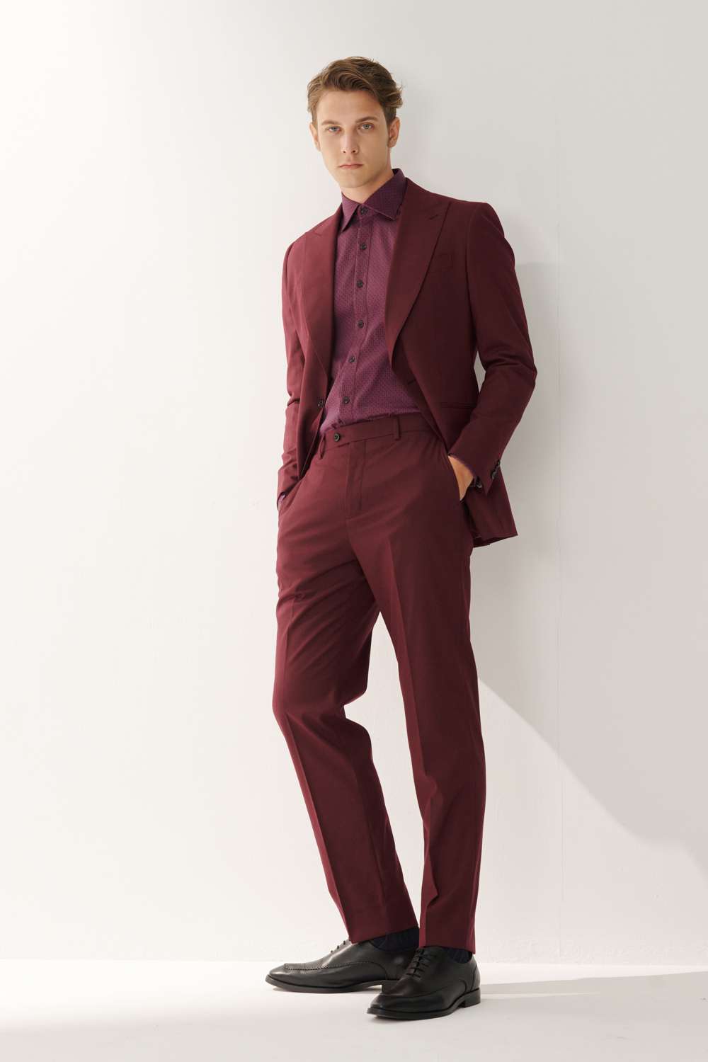 SST&C Red and Blue Geometric Print Slim Fit Shirt | 00062408014_2