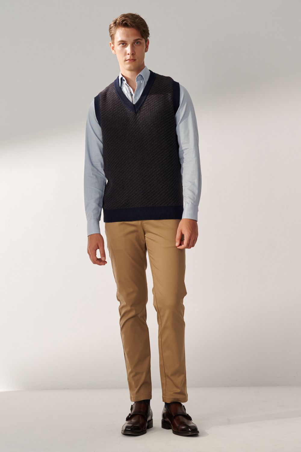 SST&C Blue Textured Slim Fit Shirt | 00062408015_3