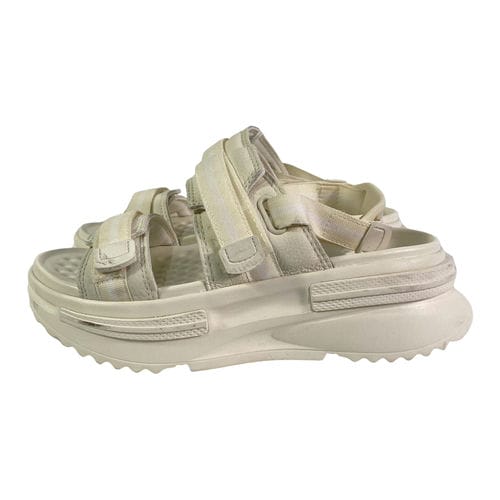 【桃園家樂福經國店】CONVERSE/涼鞋/24cm/a06481c