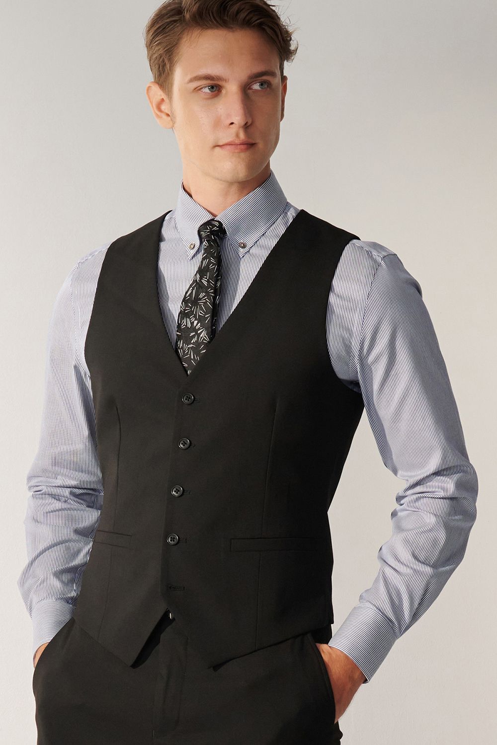 SST&C Basic Black Slim Fit Suit Vest | 00032408006_2
