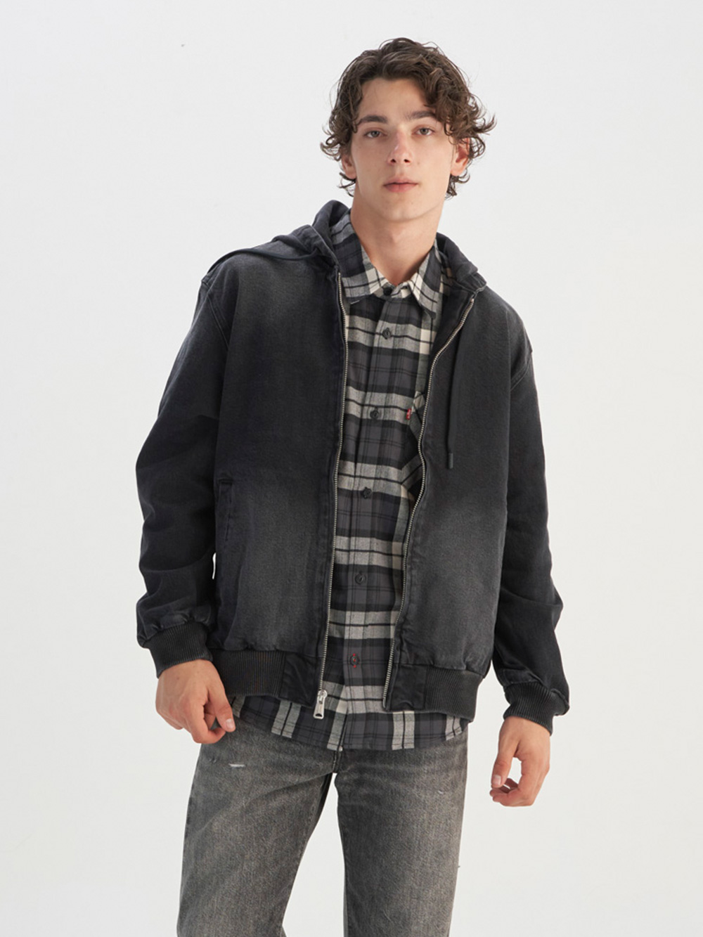 Levi’s® 男款 舒適 連帽外套 牛仔外套  熱賣單品