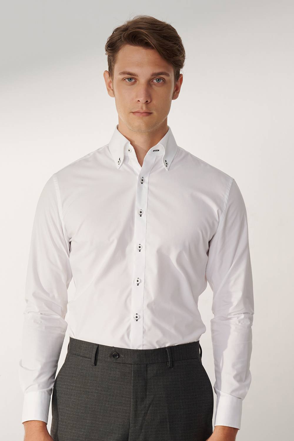 SST&C White Plain Standard Fit Shirt | 00062409020_3