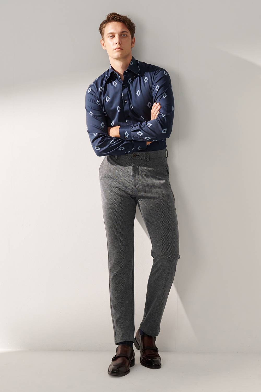 SST&C Dark Blue Diamond Pattern Slim Fit Stretch Knit Casual Trousers | 00162409003_3