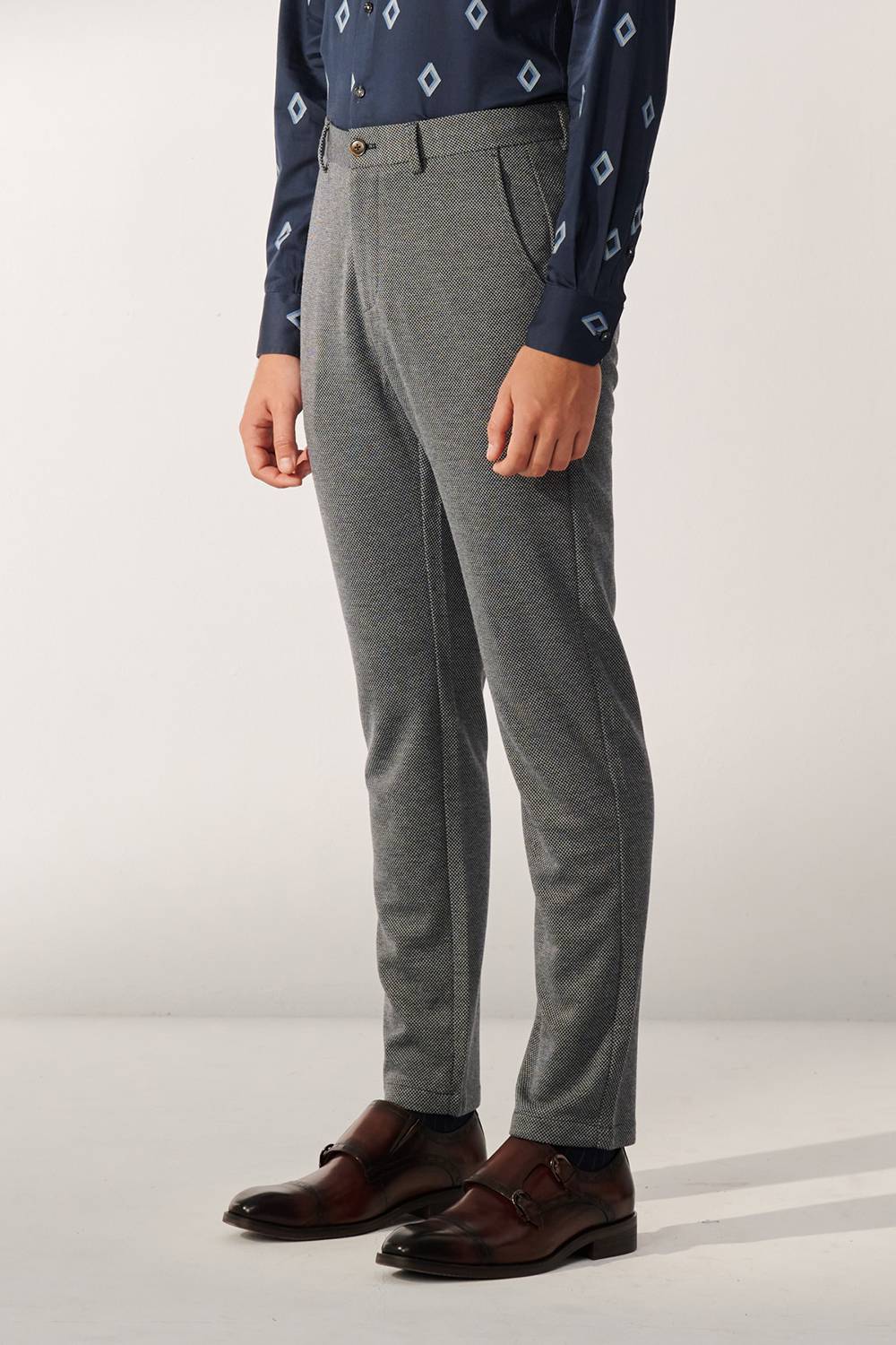 SST&C Dark Blue Diamond Pattern Slim Fit Stretch Knit Casual Trousers | 00162409003_6