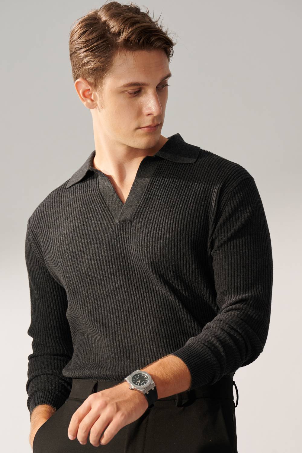 SST&C Gray and Black V-Lapel Vertical Stripe Knitted Sweater | 00182409004_1