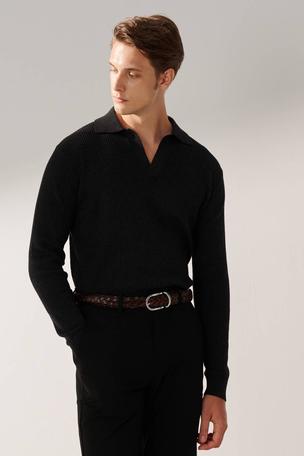 SST&C Gray and Black V-Lapel Vertical Stripe Knitted Sweater | 00182409004_2